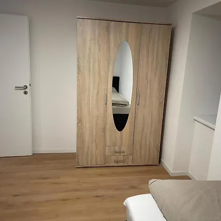 Sehr Schoene Und Modernisierte Mit Moderne Wohnraumlueftung *