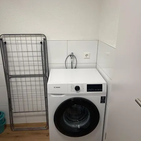 公寓 Sehr Schoene Und Modernisierte Mit Moderne Wohnraumlueftung *