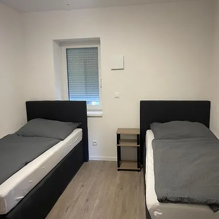 Sehr Schoene Und Modernisierte Mit Moderne Wohnraumlueftung *