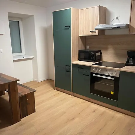 Sehr Schoene Und Modernisierte Mit Moderne Wohnraumlueftung 公寓