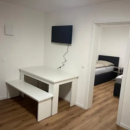 公寓 Sehr Schoene Und Modernisierte Mit Moderne Wohnraumlueftung *