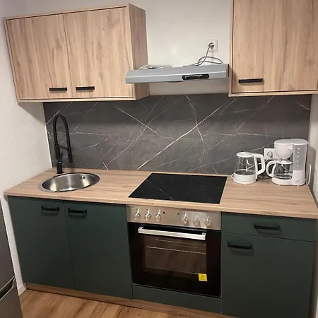 Sehr Schoene Und Modernisierte Mit Moderne Wohnraumlueftung 아파트 *