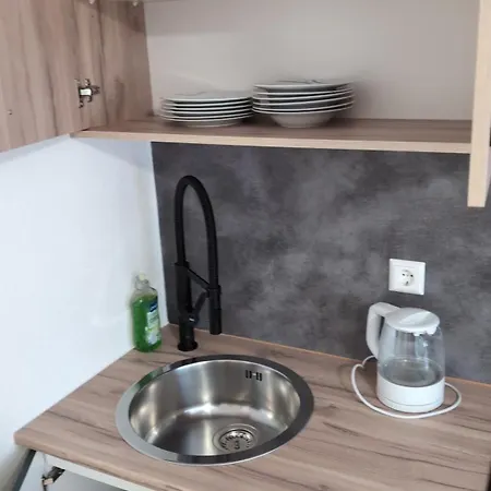 Sehr Schoene Und Modernisierte Mit Moderne Wohnraumlueftung